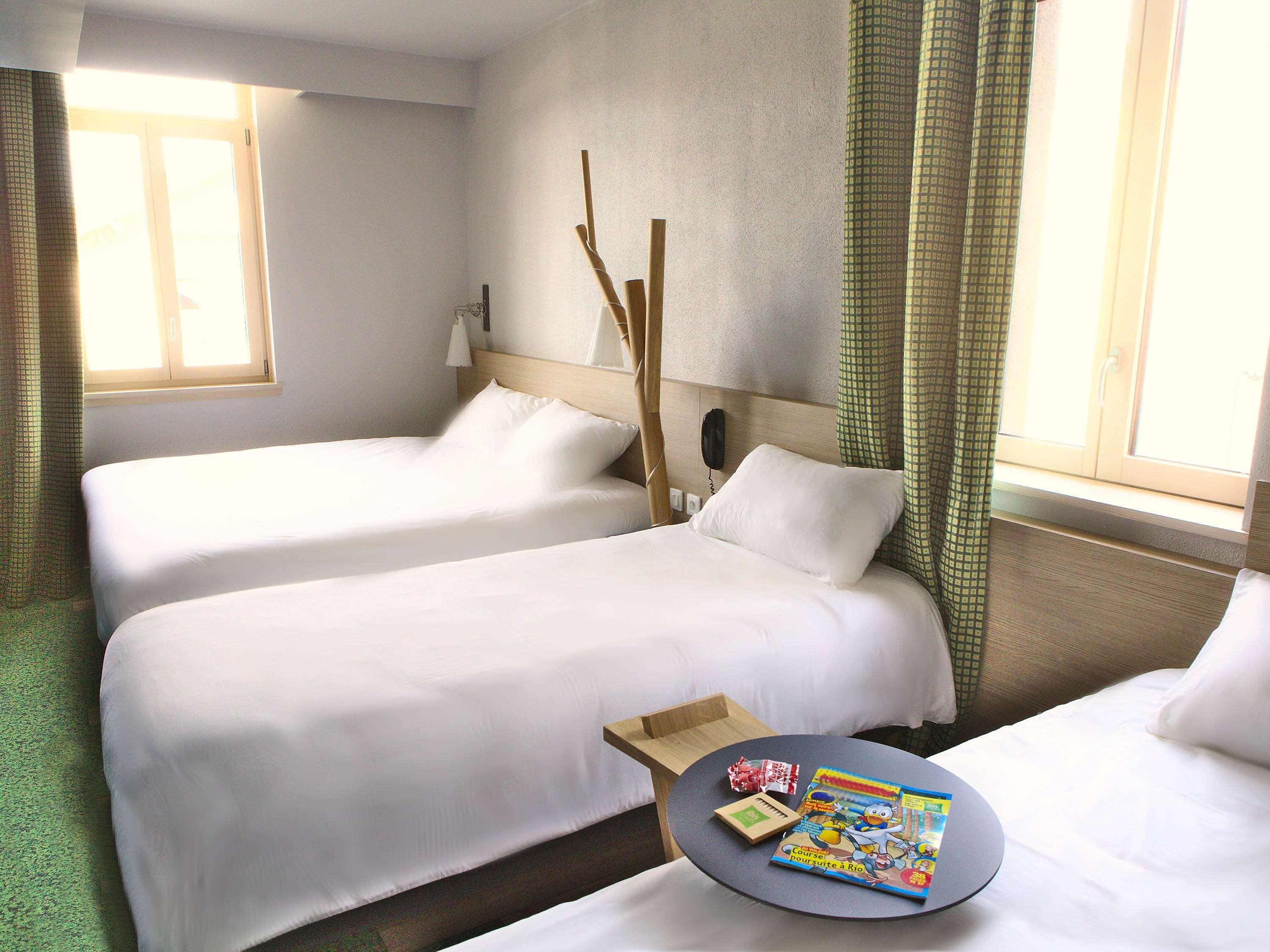 Hotel Ibis Styles Moulins Centre Exterior foto
