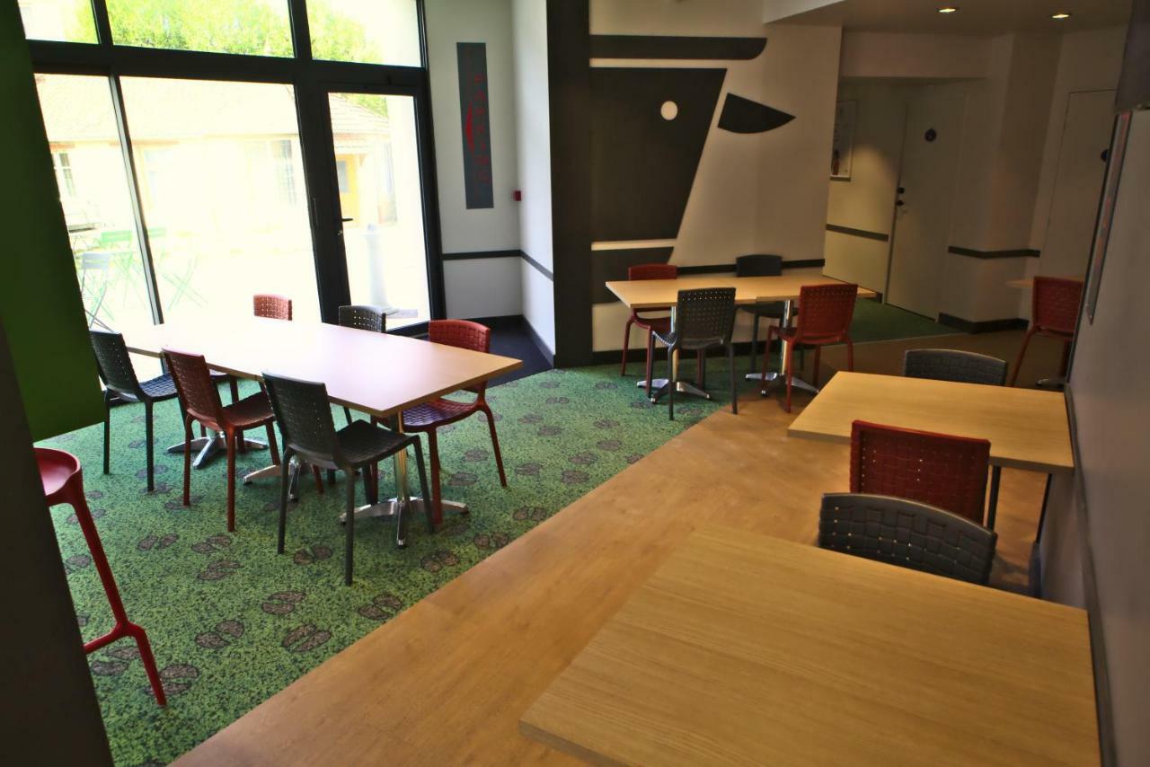 Hotel Ibis Styles Moulins Centre Exterior foto